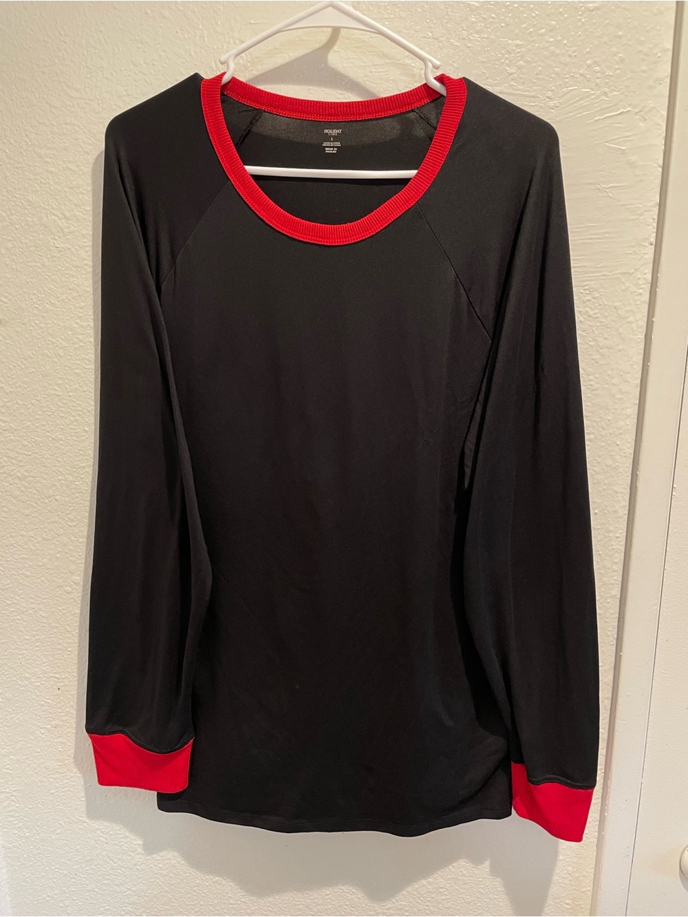🧑‍🎄❤️ Festive Holiday Time Crimson Contrast Raglan Sleep Top L ✨🦌